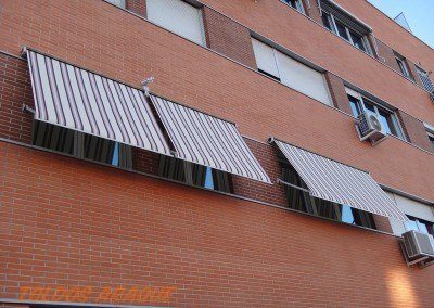 Empresa Toldos en Madrid  instaladores  TOLDO PORTADA COFRE MADRID  