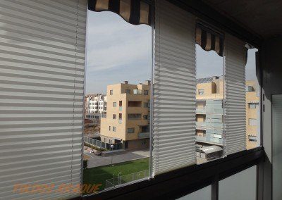 Venta e instalación de Cortinas de cristal en Madrid CORTINA CRISTAL ANGULO CALLE DALI 22 5