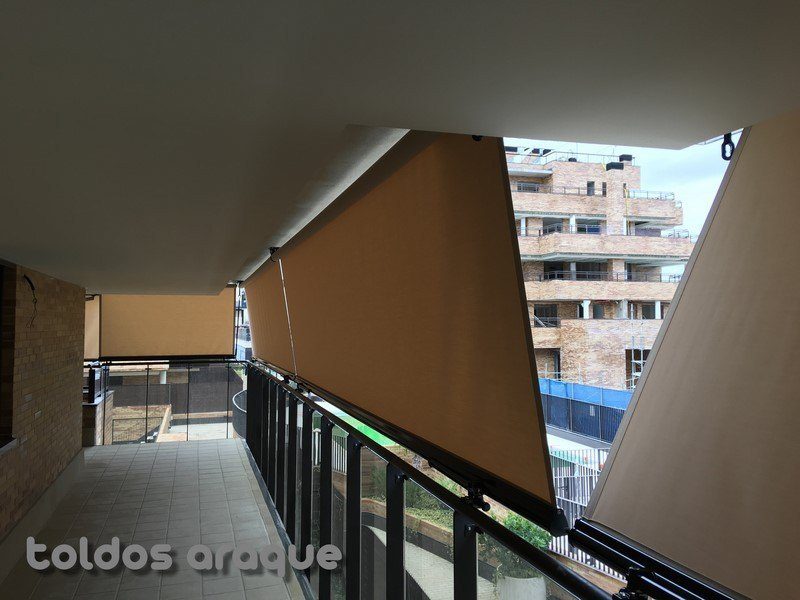 Empresa Toldos en Madrid  instaladores  TOLDOS  