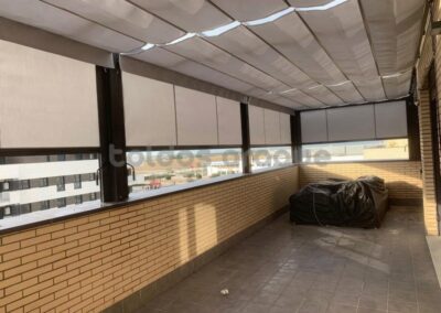 TOLDO CORTAVIENTOS COFRE MADRID PERGOLAS 100 X 100 Y CORTAVIENTOS COFRE EN VALDEMORO MADRID 16