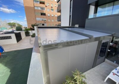 TOLDO CORTAVIENTOS COFRE MADRID PERGORAIN MADRID 2