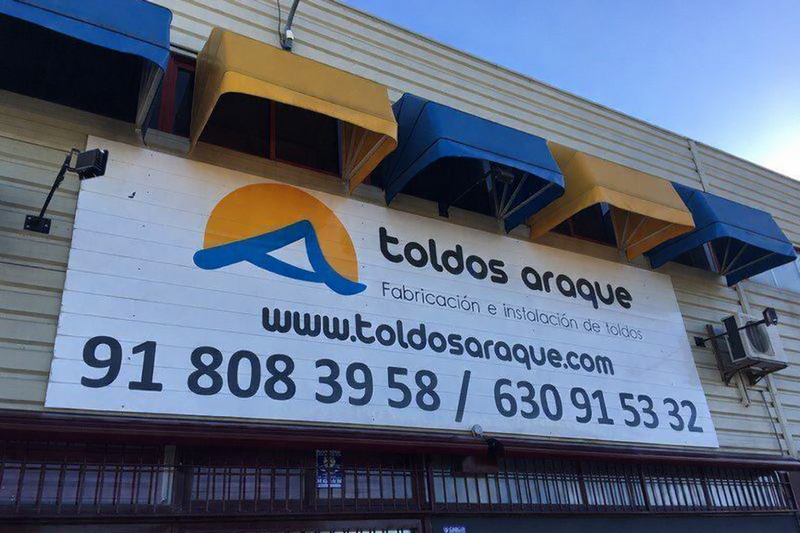 CONTACTO CARTEL FACHADA EXTERIOR